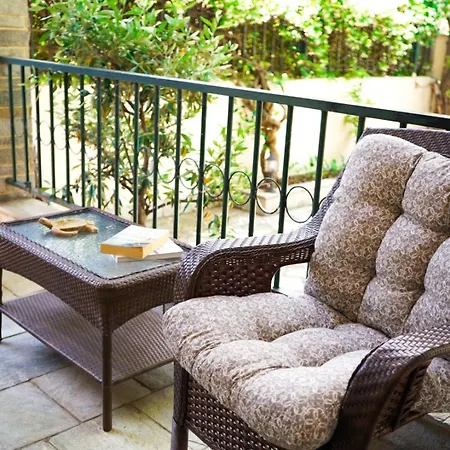 Galini Cosy אספרובלטה